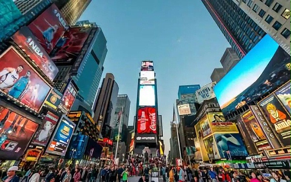 最赚钱的高楼大厦立面：纽约时代广场发光二级管屏的前世今生7